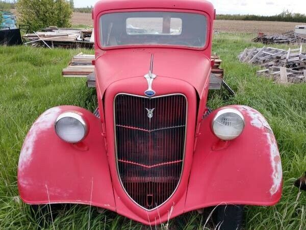 1935 Red Ford 51