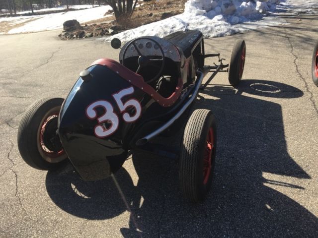 1935 Black FORD SPEEDSTER/RACER SPEEDSTER