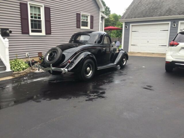 1935 BLACK Ford coupe