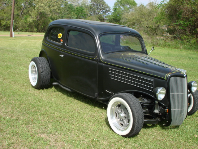 1935 Black Ford Custom  Tudor Sedan