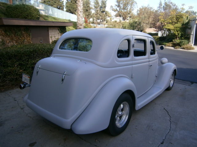 1935 Gray Primer Ford Sedan