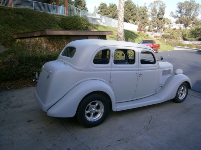 1935 Gray Primer Ford Sedan