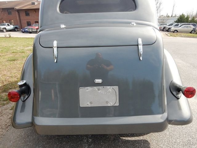 1935 Teal Ford Sedan Delivery