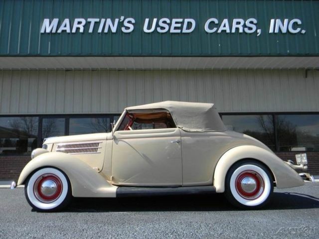 1936 Tan Ford Deluxe