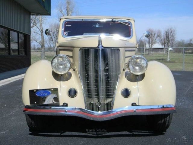 1936 Tan Ford Deluxe