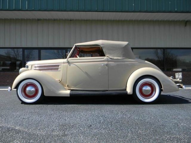 1936 Tan Ford Deluxe