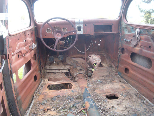 1936 rust & blue Ford 4 DOOR SEDAN HOLY HUMPBACK SEDAN