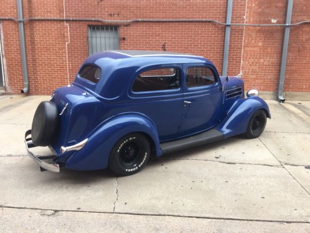 1936 Blue Ford FORD CUSTOM 2 DOOR