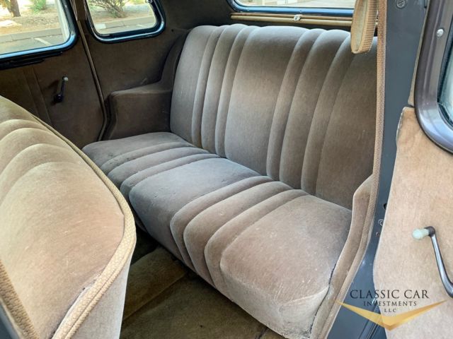 1936 Gray Ford Deluxe Sedan