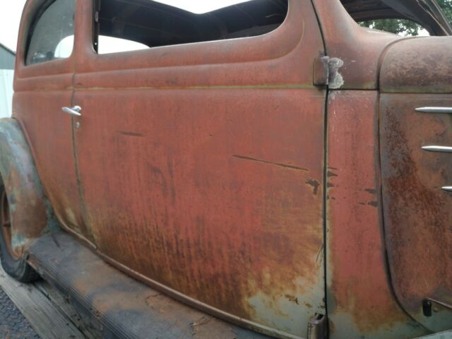 1936 Ford Sedan Sedan