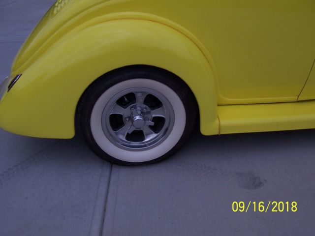 1936 Blue Ford 2 dr sedan