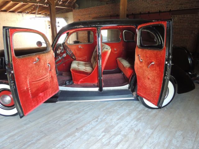 1936 Black Ford Super Deluxe Sedan