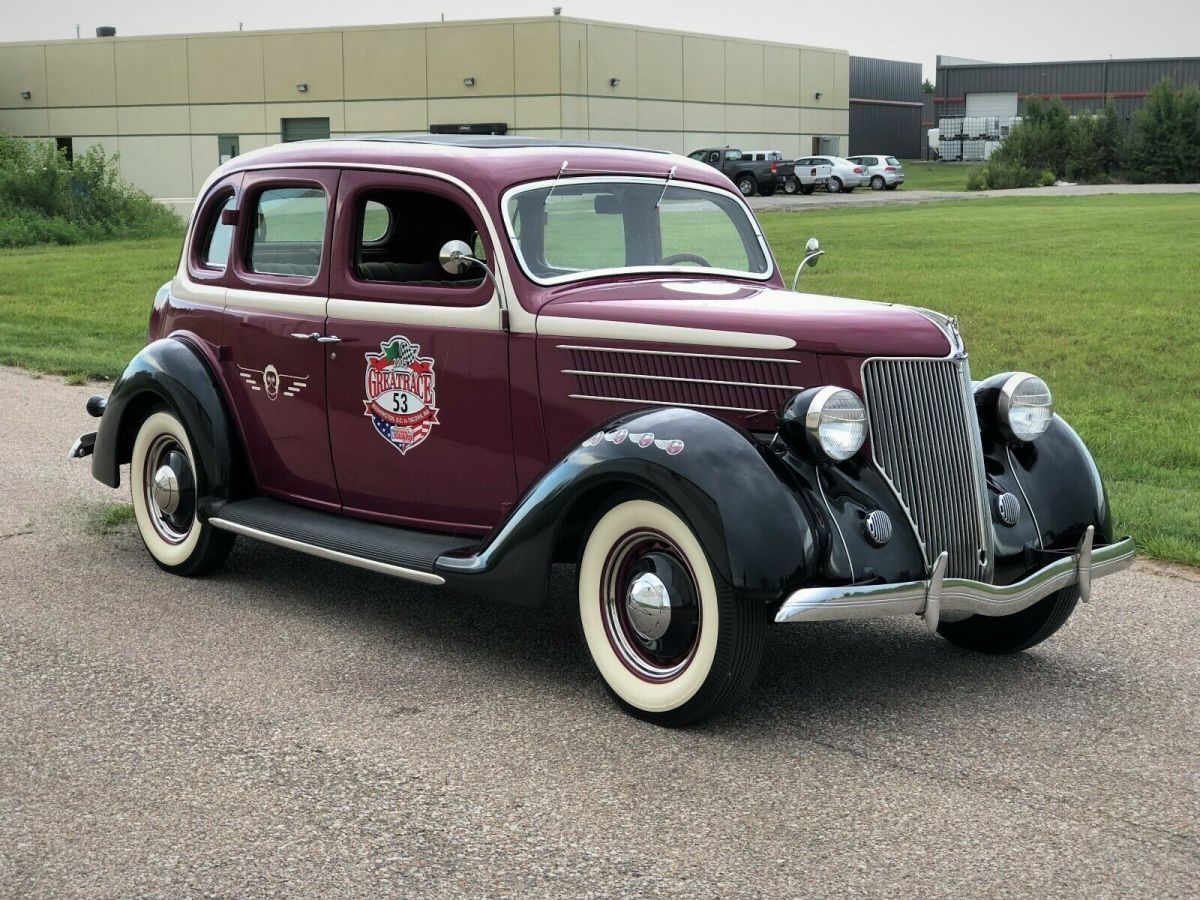 1936 Ford Model 68 Sedan