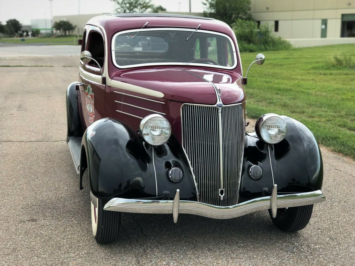 1936 Ford Model 68 Sedan
