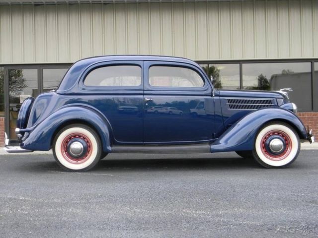 1936 Blue Ford Deluxe