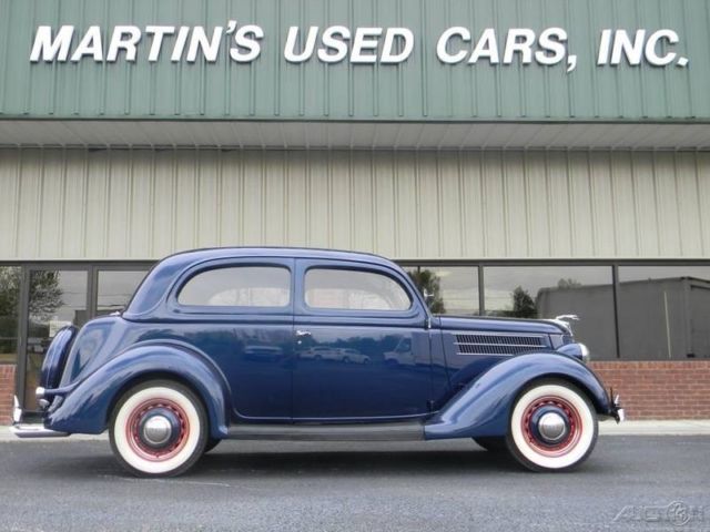 1936 Blue Ford Deluxe