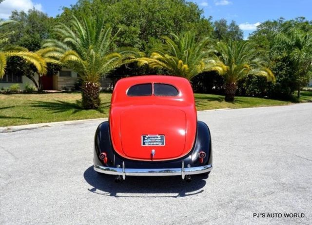 1937 Red Ford COUPE
