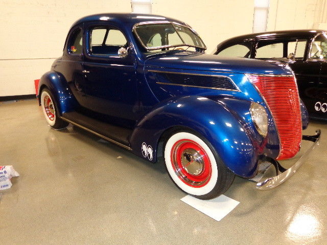 1937 Ford 5 window