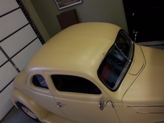 1937 Ford Coupe Coupe