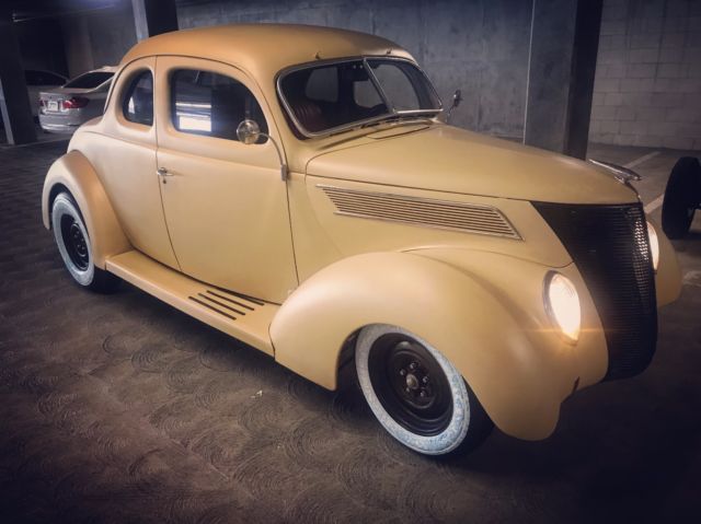 1937 Ford Coupe Coupe