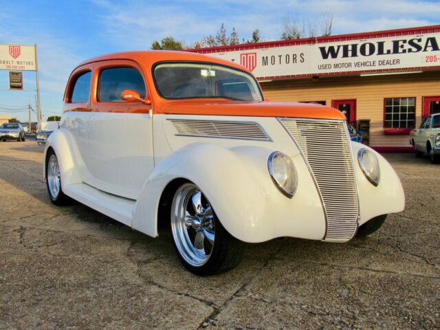 1937 CREAM / ORANGE Ford COUPE Coupe