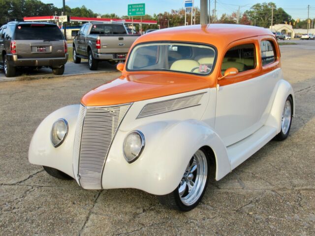 1937 CREAM / ORANGE Ford COUPE Coupe