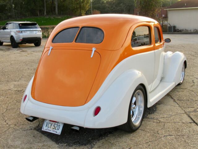1937 CREAM / ORANGE Ford COUPE Coupe