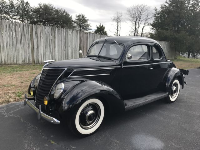 1937 black Ford coupe coupe