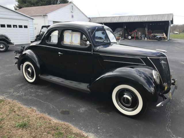 1937 black Ford coupe coupe