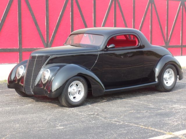 1937 Black Ford Hot Rod / Street Rod Coupe