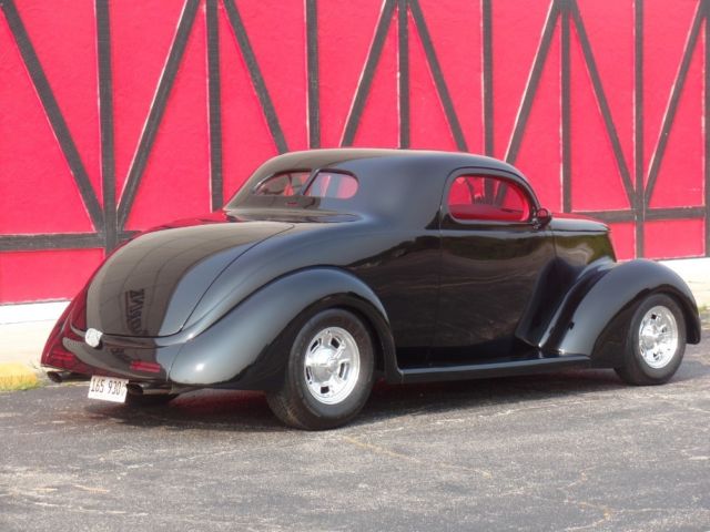 1937 Black Ford Hot Rod / Street Rod Coupe