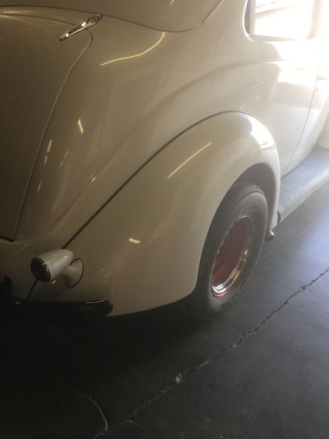 1937 White Ford Humpback --