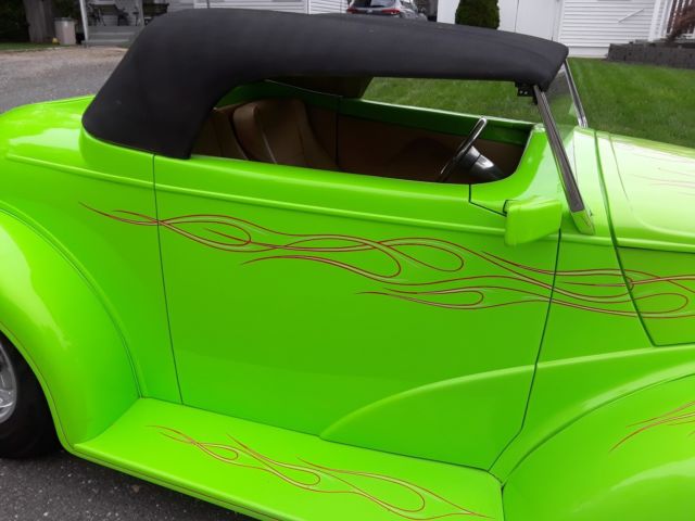 1937 Green Ford ROASDSTER Convertible