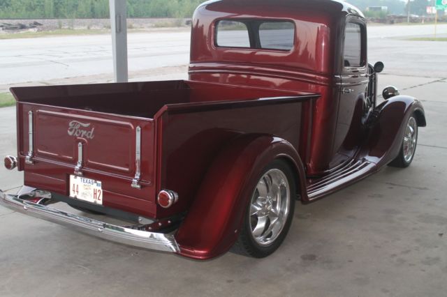 1937 Hibiscus Red Pearl Ford Street Rod