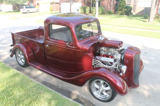 1937 Hibiscus Red Pearl Ford Street Rod