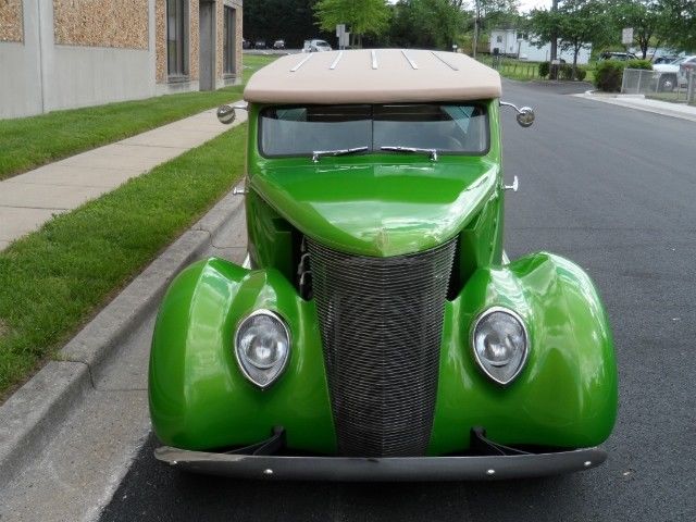 1937 Green Ford Other 4 DR WOODY WAGON