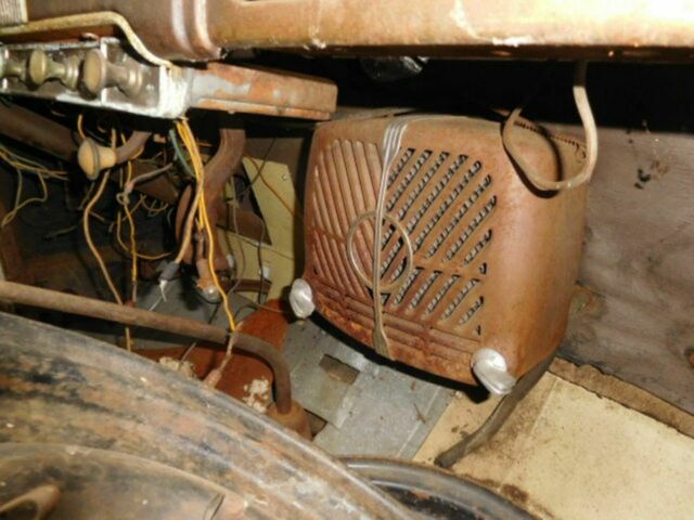 1938 Chrysler Royal Sedan