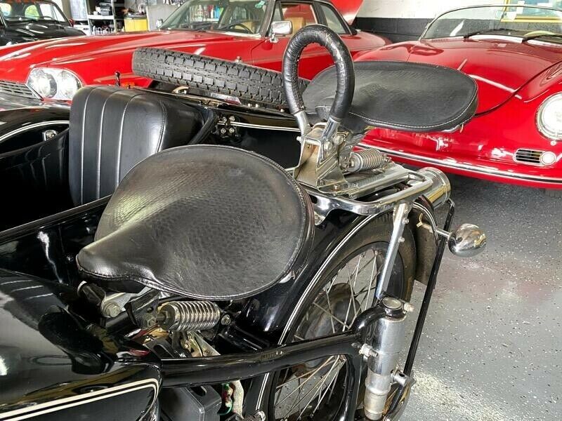 1938 Black BMW 7-Series --