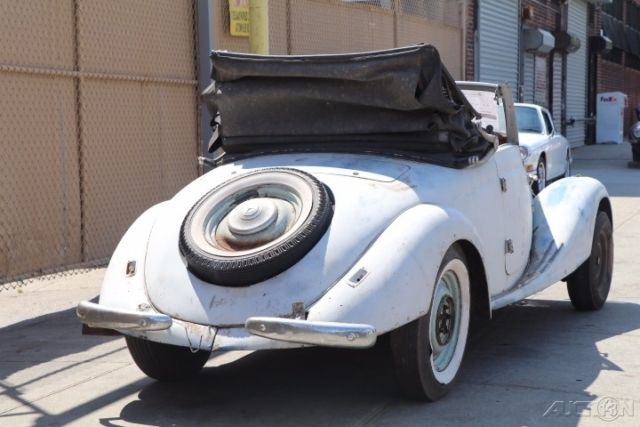 1938 White Mercedes-Benz 170V