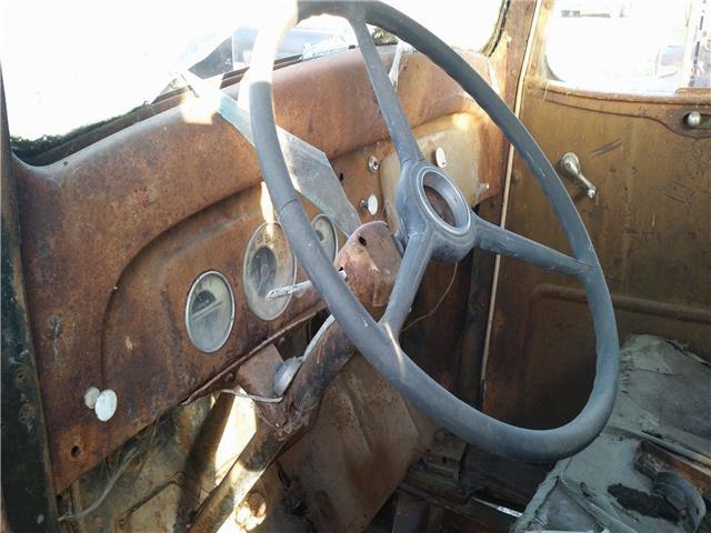 1938 Green Chevrolet 1 1/2 Ton Truck --