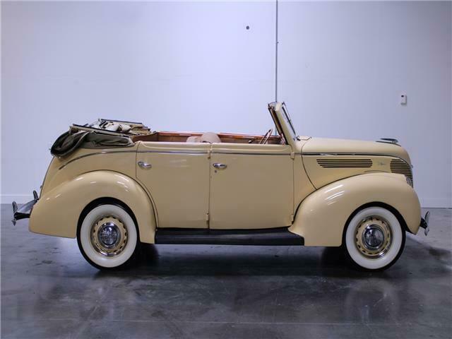 1938 White Ford 4 Door Convertible Convertible