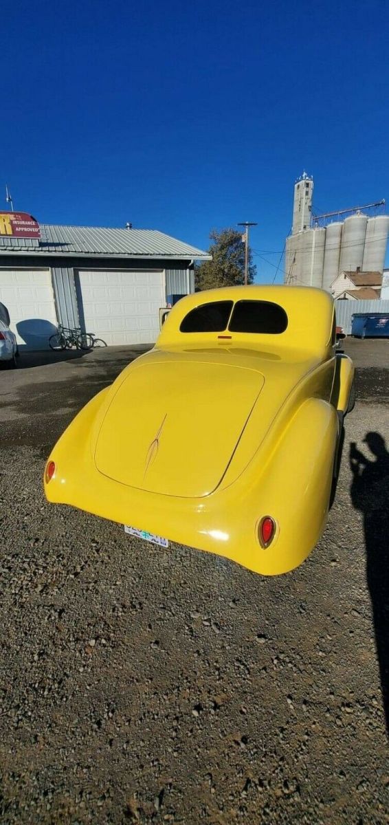 1938 Yellow Ford coupe Coupe