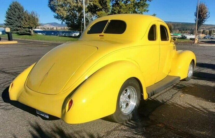 1938 Yellow Ford coupe Coupe