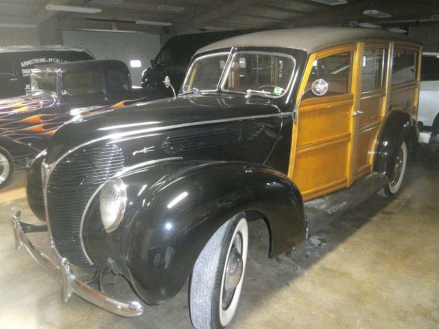 1938 Black Ford Deluxe Wagon