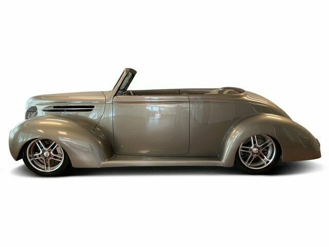 1938 Champagne Ford Roadster Special 2 Dr