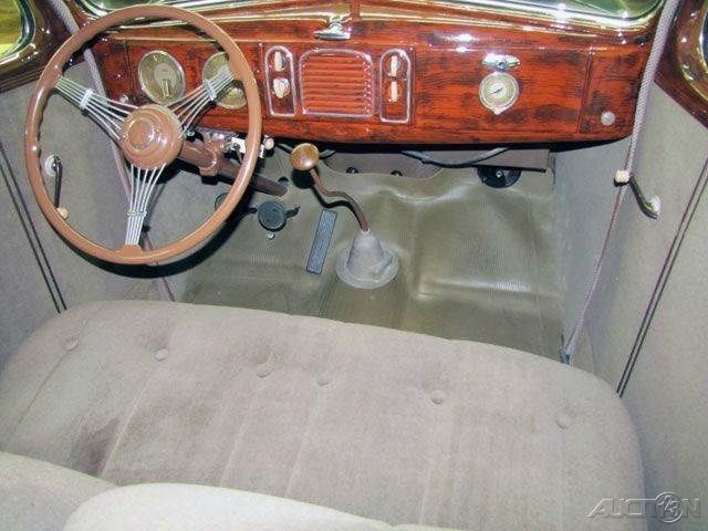 1938 Green Ford Deluxe Tudor