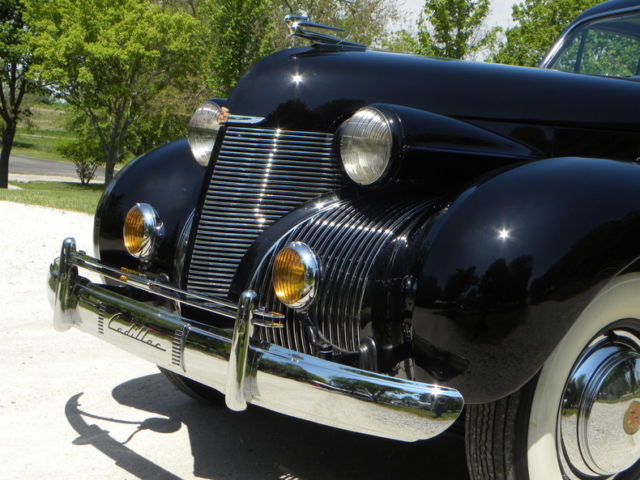 1939 Black Cadillac 60 Sedan