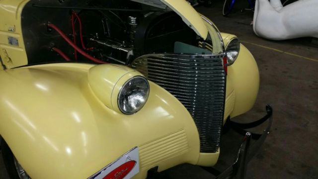 1939 YELLOW Chevrolet 2DR SEDAN MASTER 2DR SEDAN