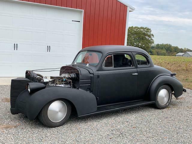 1939 satin black Chevrolet delux coupe Coupe