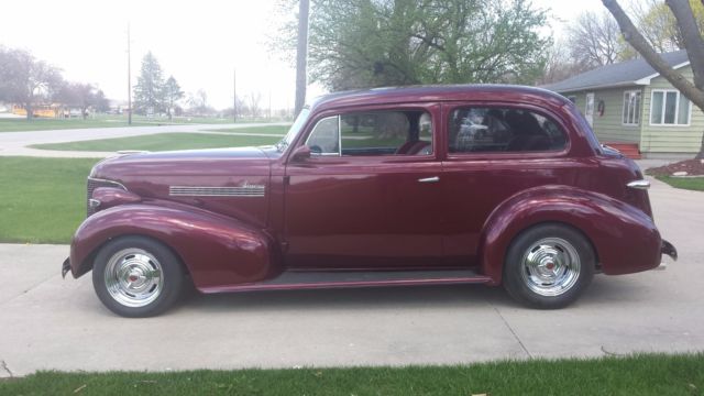 1939 Burgundy Chevrolet 2 door Sedan 2 Dr sedan